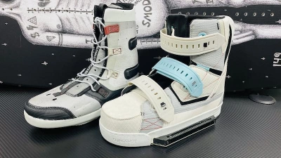 Ботинки для векборда Slingshot Space Mob 2022 Выбор №1 для любого вейкбордиста.