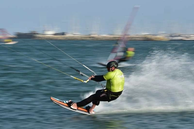 Самий інтригуючий батл - Кайтери проти віндсерферів