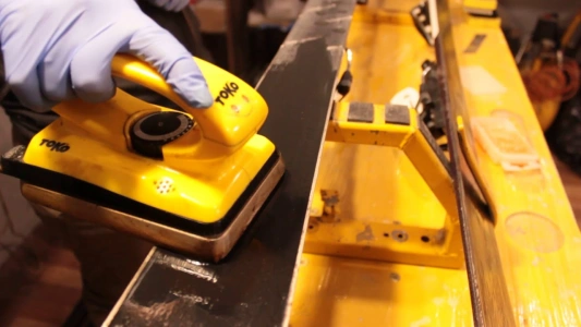 Правильное нанесение парафина на скользяк