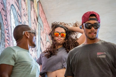 Що відбувається, коли лінзи найвищої якості зустрічаються з найдивовижнішими в світі оправами? Magic ... Магія трапляються.