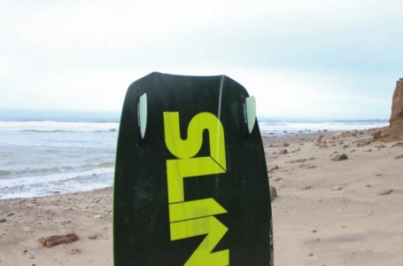 Тестирование кайтовой доски Slingshot Misfit Air Core 2017