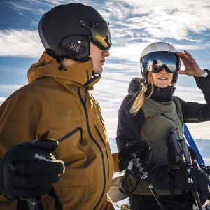 Як вибрати шолом для гірськолижного катання та сноубордингу. Частина 1: розмір, посадка, система підгонки і форма шолома