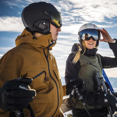 Як вибрати шолом для гірськолижного катання та сноубордингу. Частина 1: розмір, посадка, система підгонки і форма шолома
