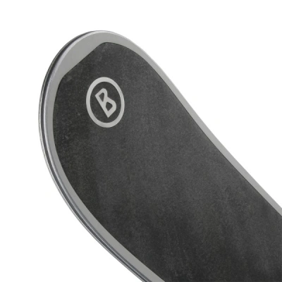 Новая лыжа B-LIGHT VT от Bogner сочетает в себе минимальный вес и максимальную производительность. Это новая легкость исполнения от Bogner.