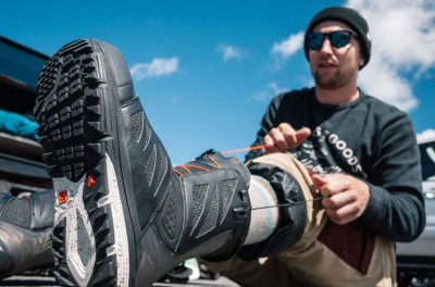 Знайомимося з сноубордический черевиками